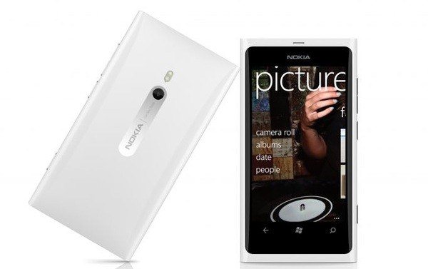 Nokia Lumia 800